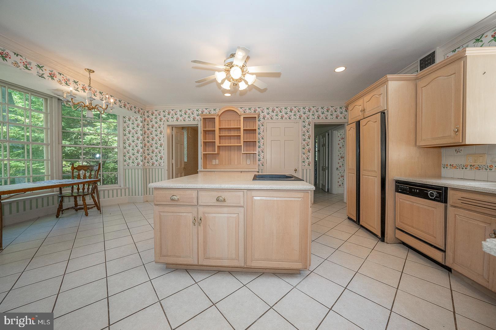 602 Old Eagle School Road Wayne, PA 19087 - Photo 52 of 100 Eat in kitchen