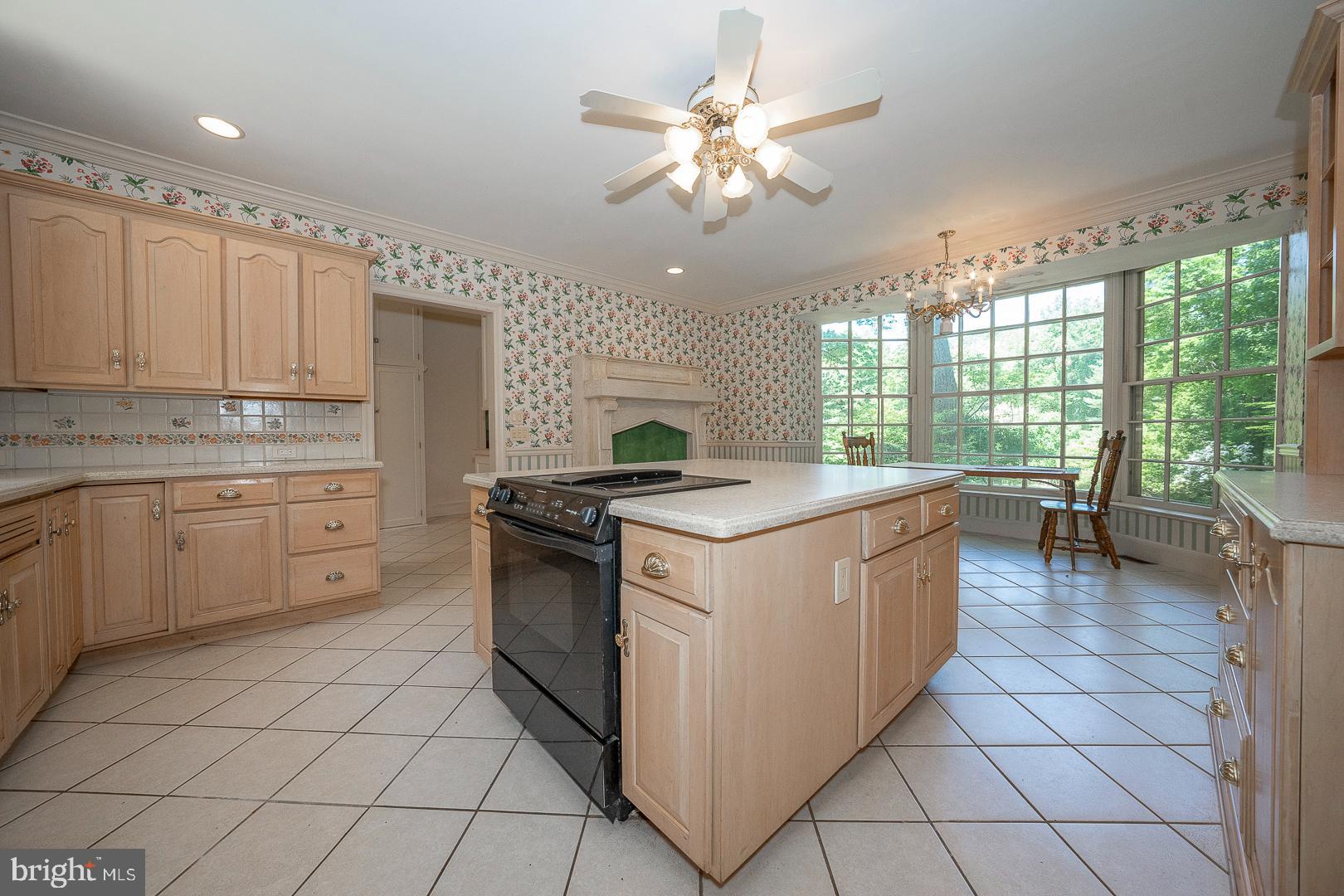 602 Old Eagle School Road Wayne, PA 19087 - Photo 54 of 100 Tile floor