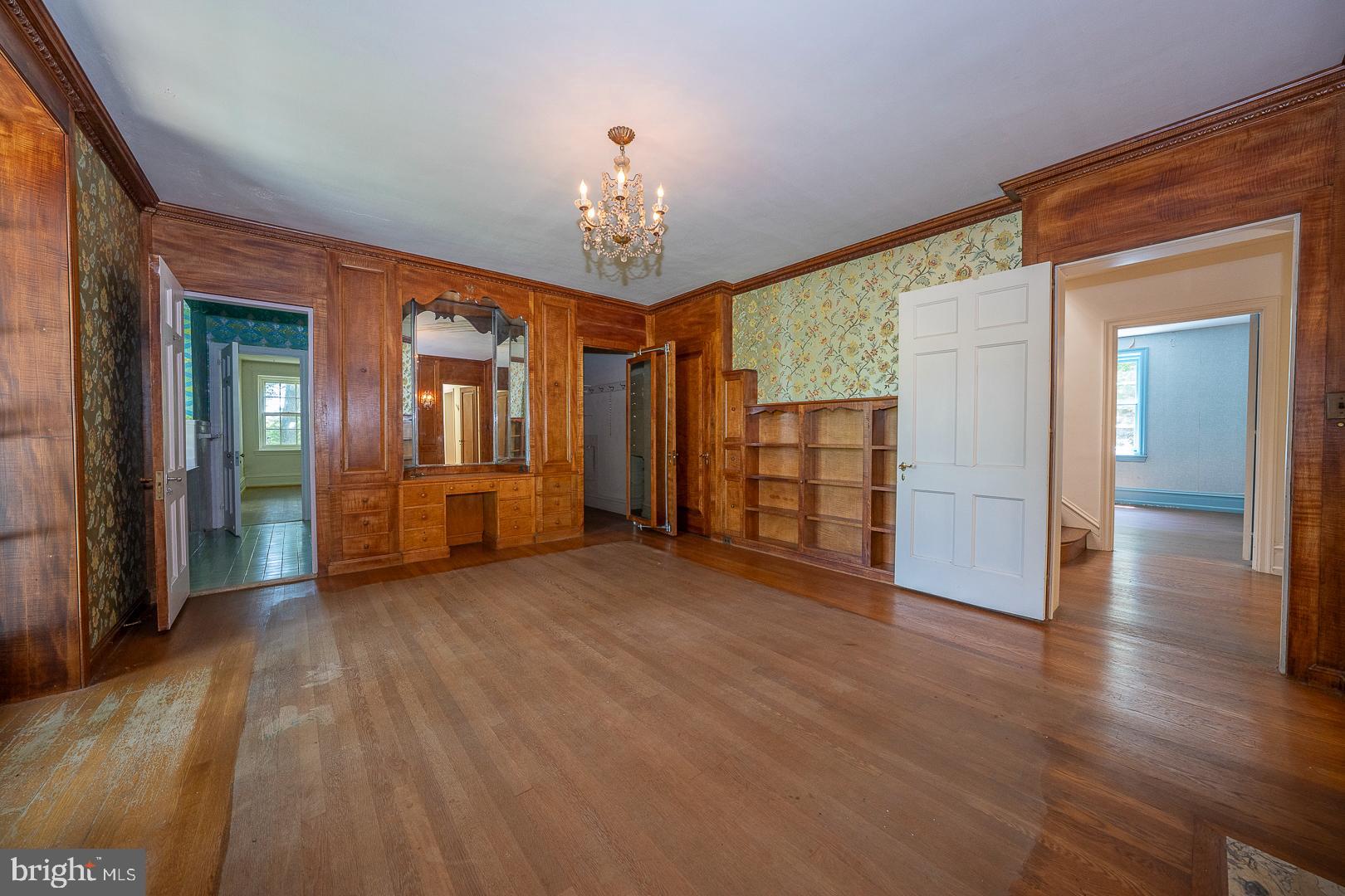 602 Old Eagle School Road Wayne, PA 19087 - Photo 68 of 100 Owners' dressing room