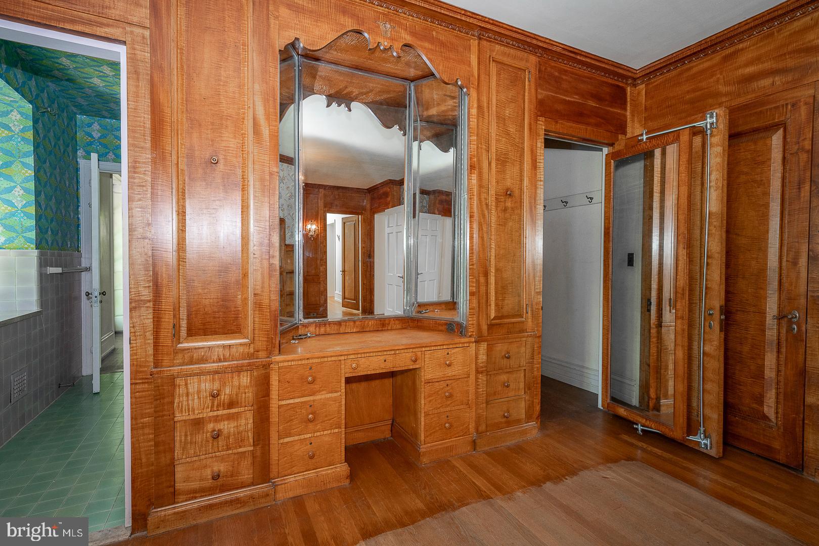 602 Old Eagle School Road Wayne, PA 19087 - Photo 69 of 100 Hand paneled tiger maple room