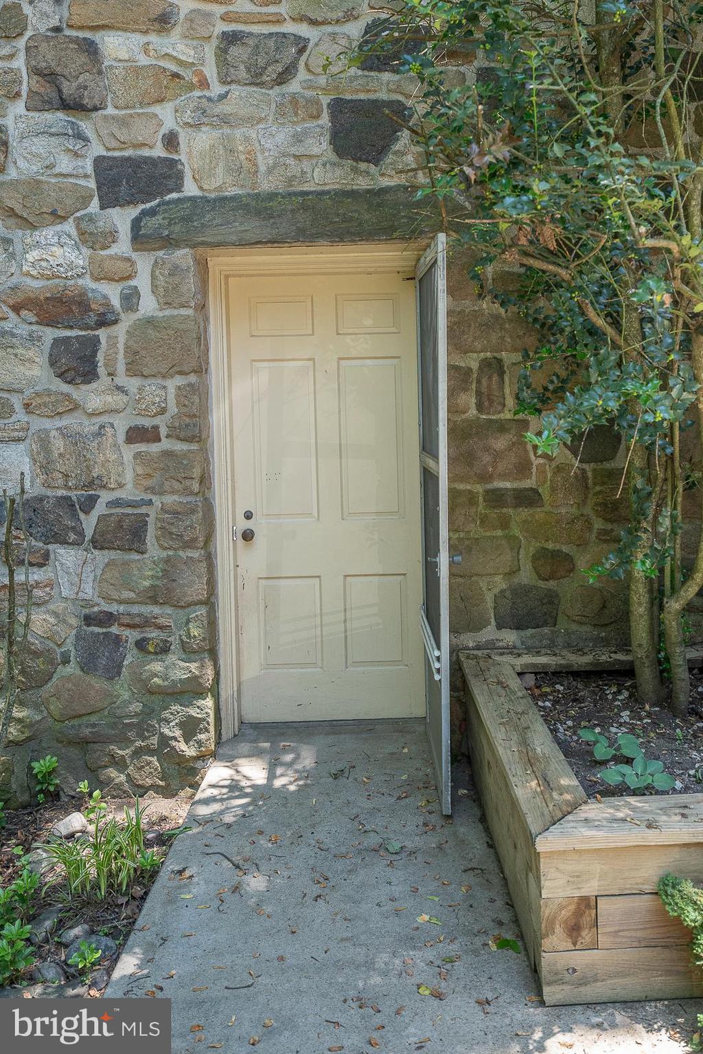 602 Old Eagle School Road Wayne, PA 19087 - Photo 90 of 100 Chauffer's quarters