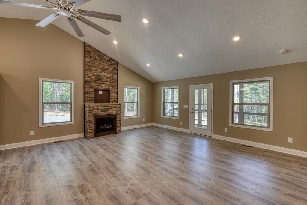 1347 John Smith Road East Blairsville, GA 30512 - Photo 9 of 47