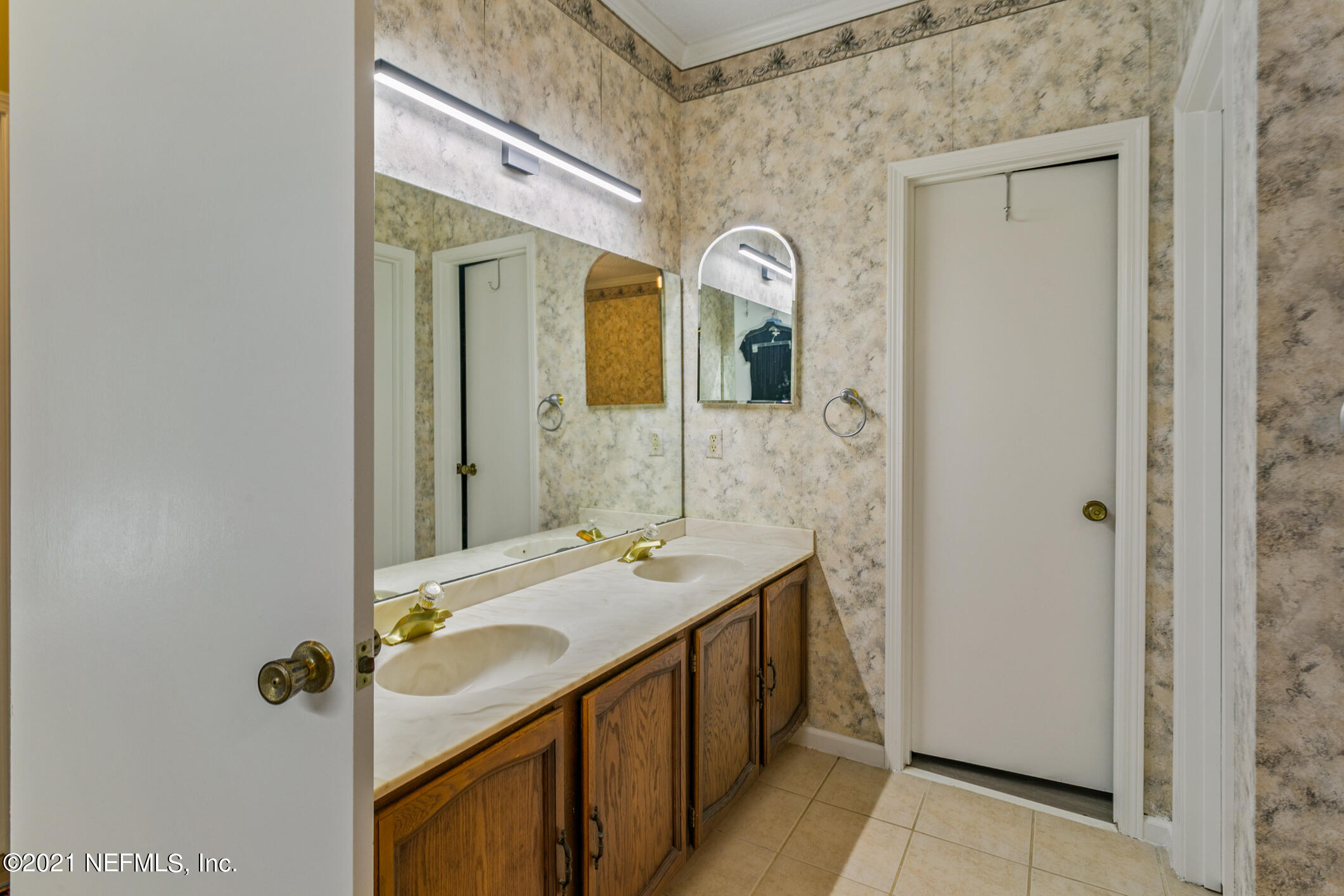 14140 Mandarin Road Jacksonville, FL 32223 - Photo 24 of 47 Master Bathroom 2