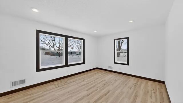 $289,900 | 131 Rose Avenue, Red Wing, MN 55066