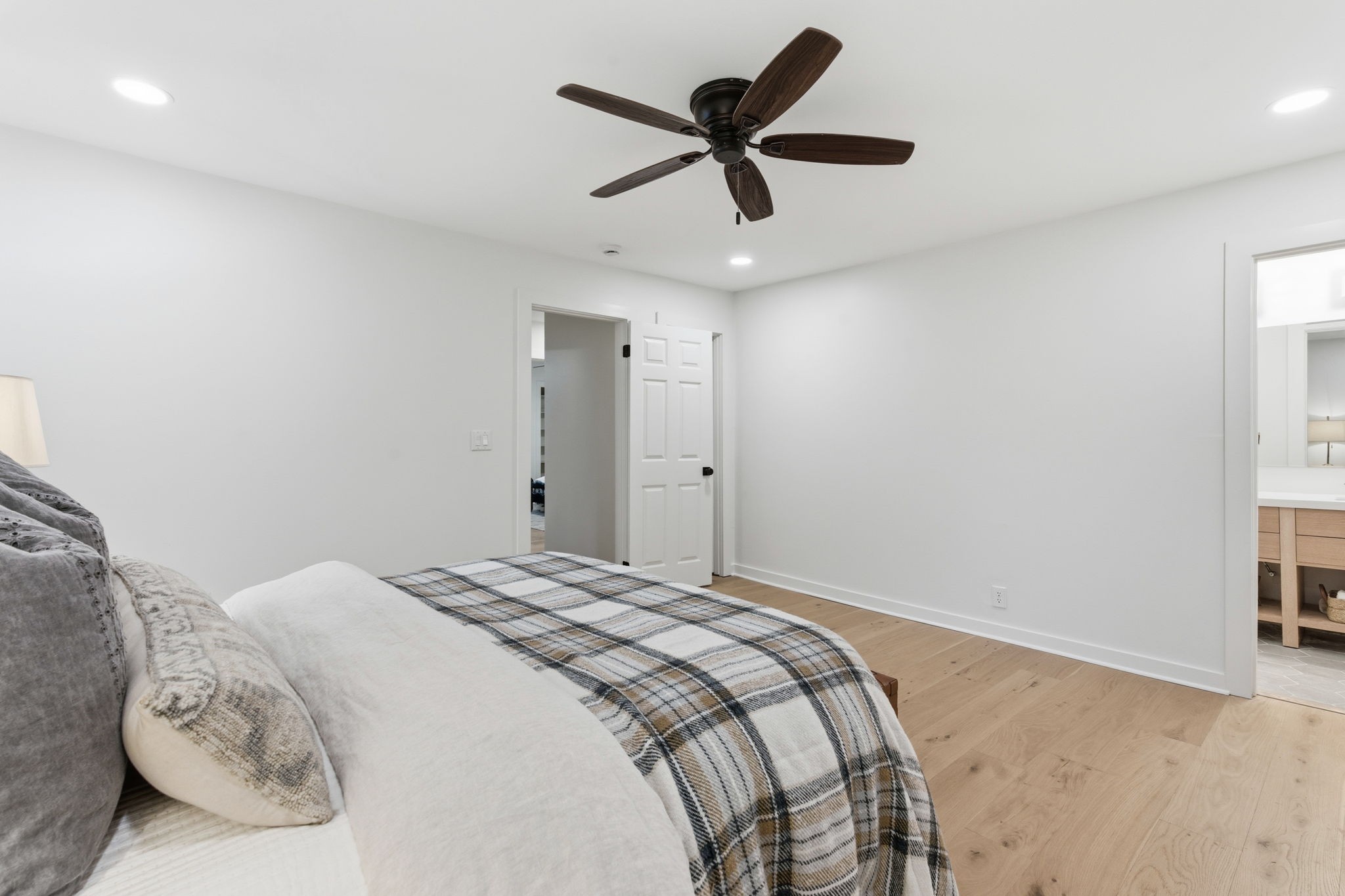 305 Ridgewood Road Franklin, TN 37064 - Photo 12 of 25 a bedroom with a bed and a ceiling fan