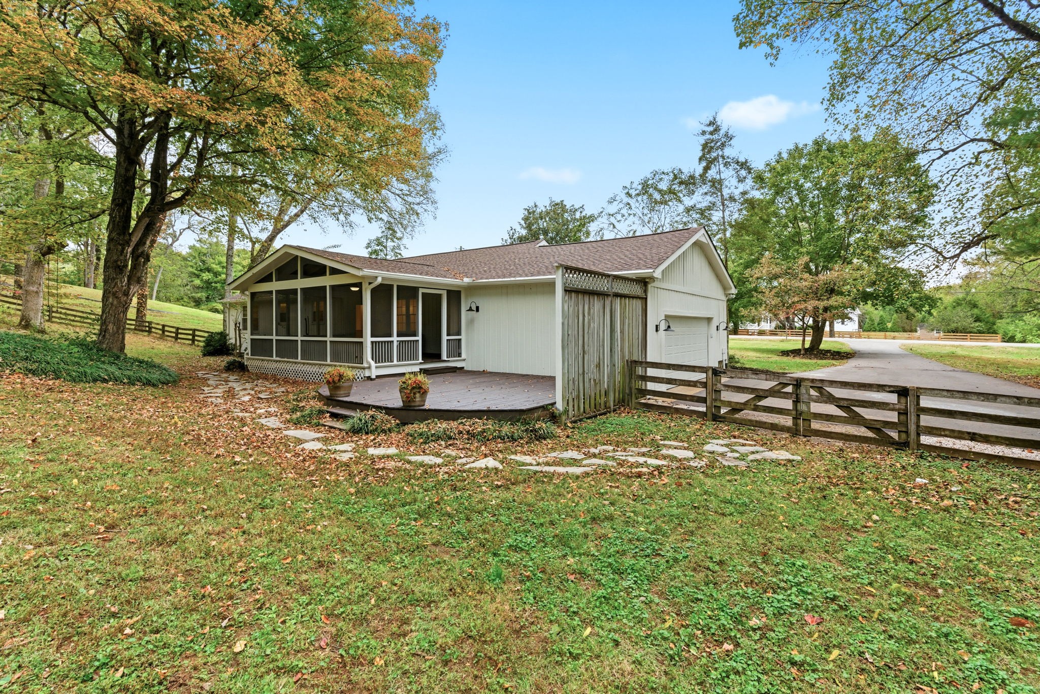 305 Ridgewood Road Franklin, TN 37064 - Photo 18 of 25 front view of a house with a yard