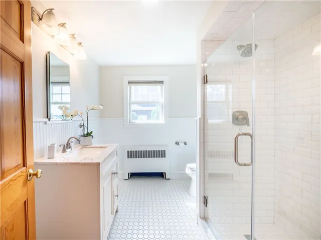 $6,000 | 573 Wolcott Avenue, Middletown, RI 02842