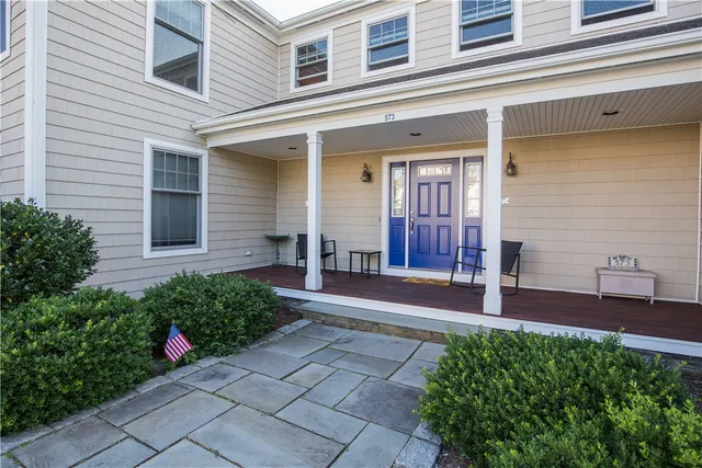 $6,000 | 573 Wolcott Avenue, Middletown, RI 02842