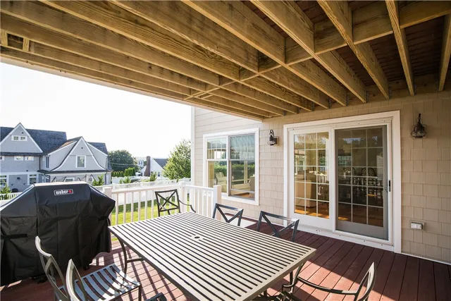 $6,000 | 573 Wolcott Avenue, Middletown, RI 02842