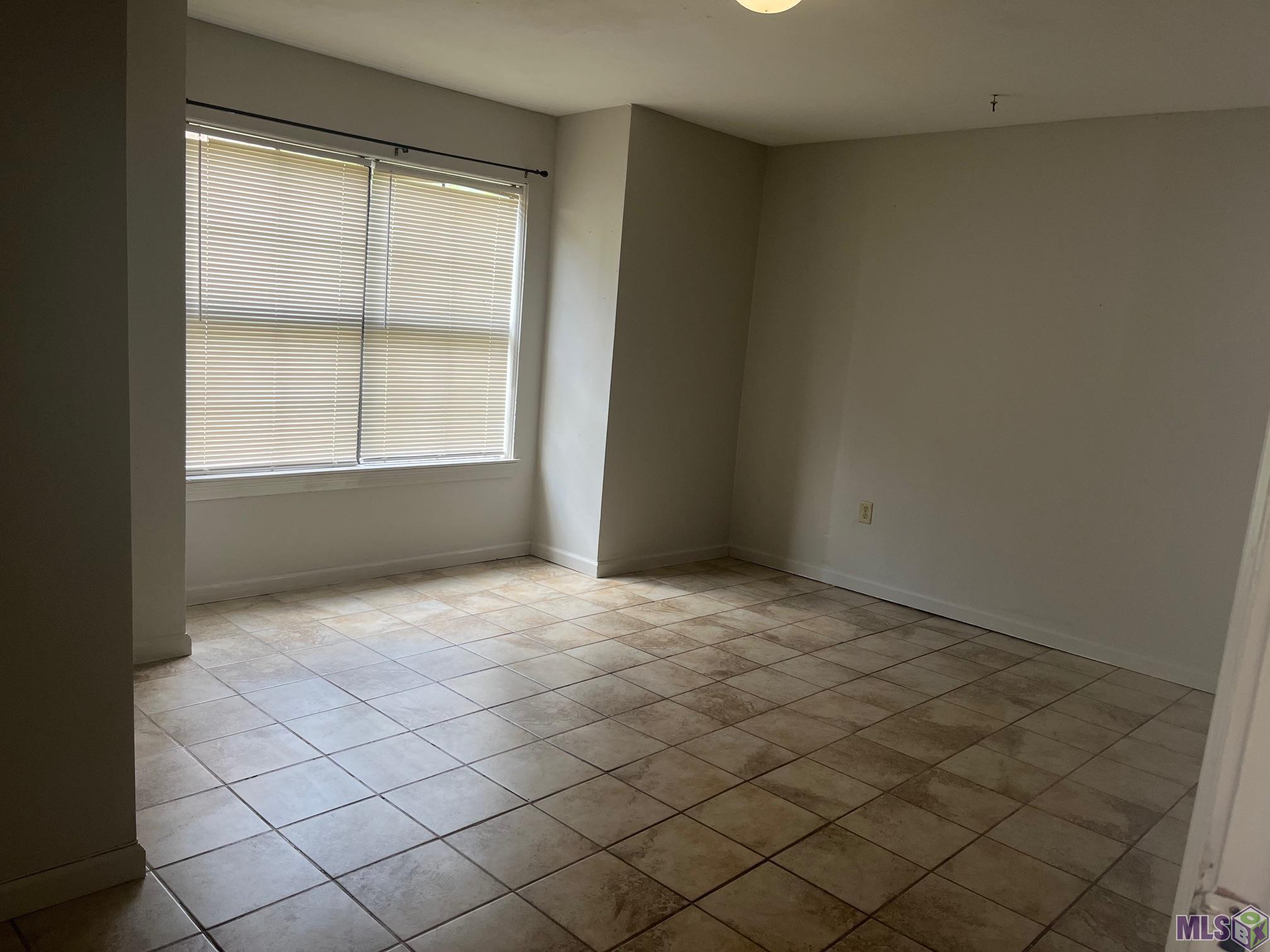 1055 Manson Drive Baton Rouge, LA 70816 - Photo 8 of 13