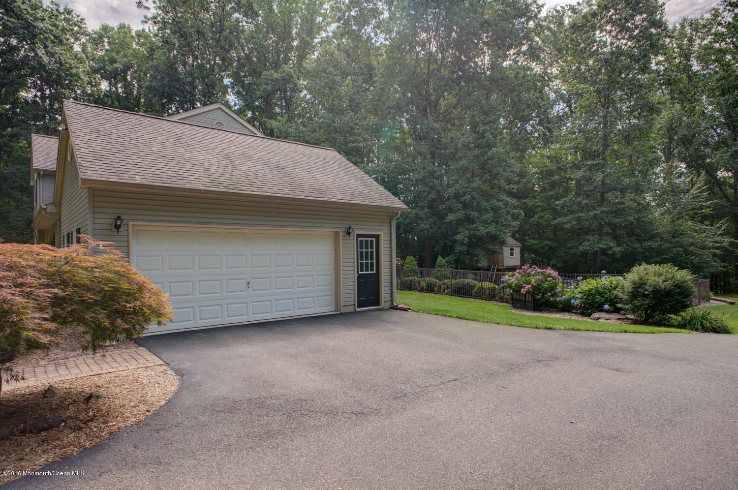 23 Rues Road Cream Ridge, NJ 08514 - Photo 5 of 45 a view of a house with a garage