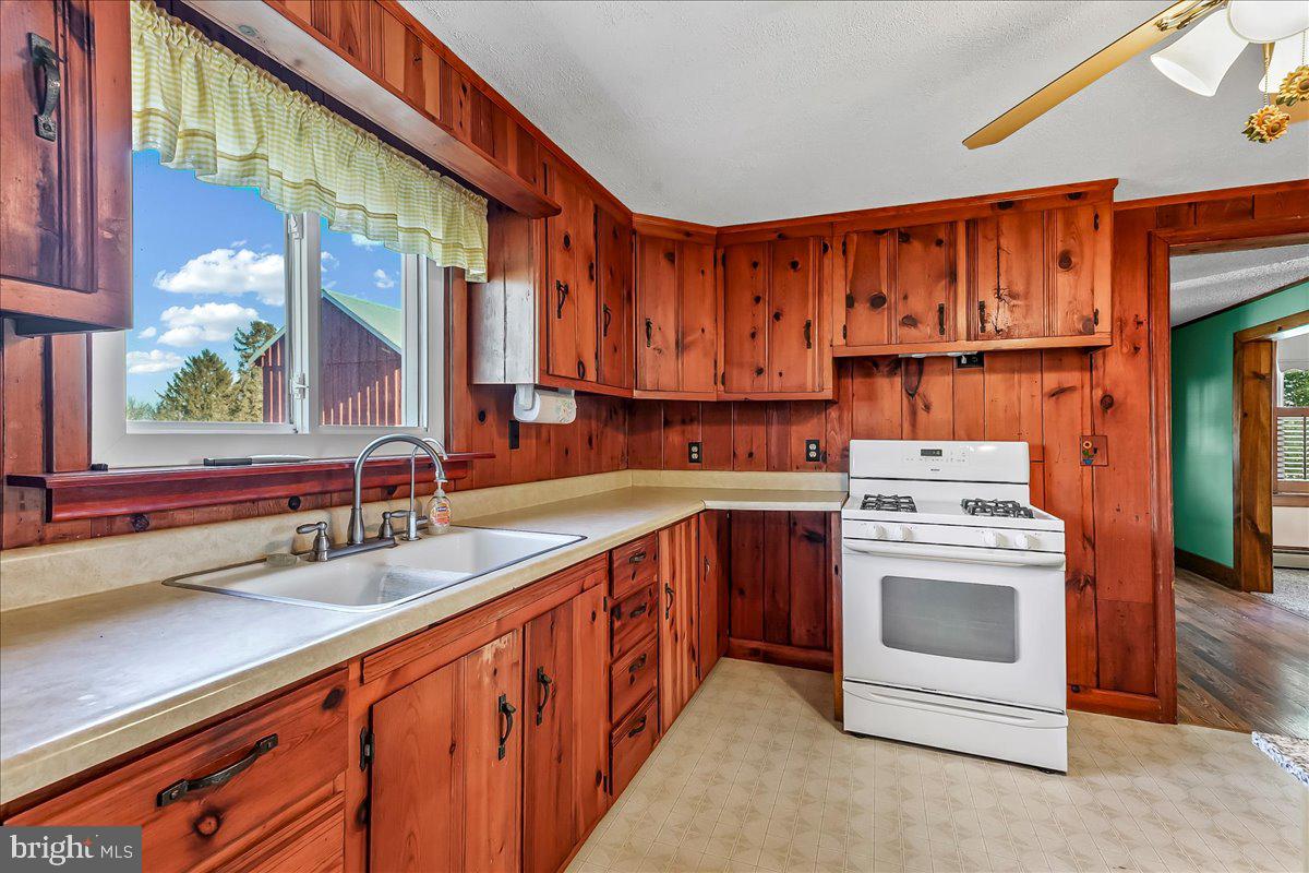 2723 Lewisville Road Oxford, PA 19363 - Photo 13 of 42