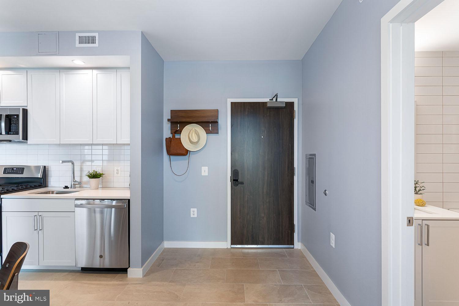 400 Florida Avenue Northeast, Unit 209 Washington, DC 20002 - Photo 17 of 31 Kitchen