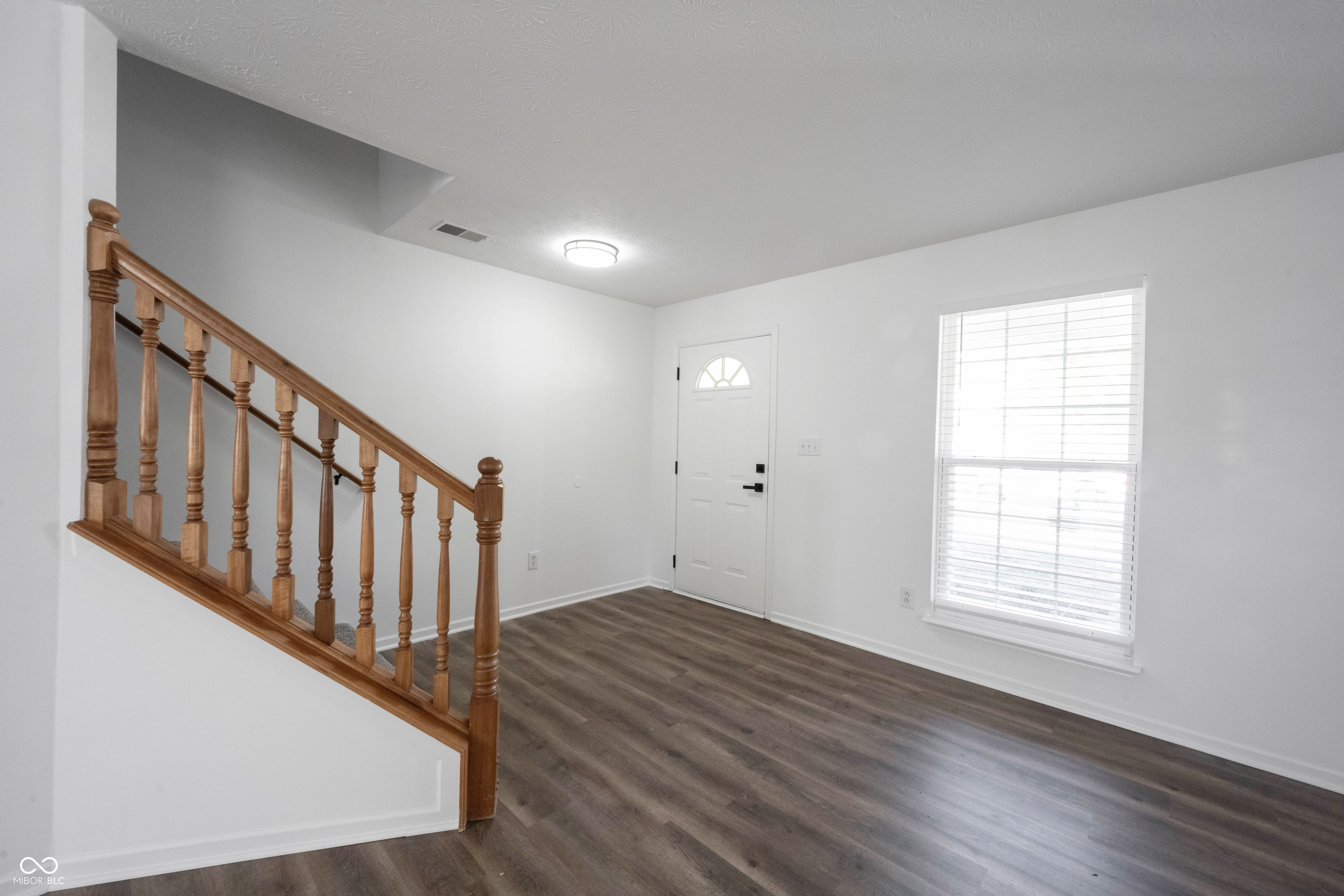 10175 Pamona Court Fishers, IN 46038 - Photo 4 of 58