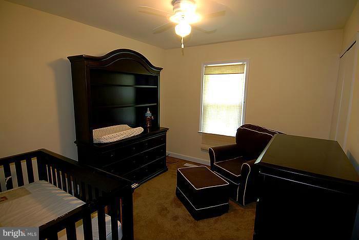 8390 Uxbridge Court Springfield, VA 22151 - Photo 16 of 29 Bedroom
