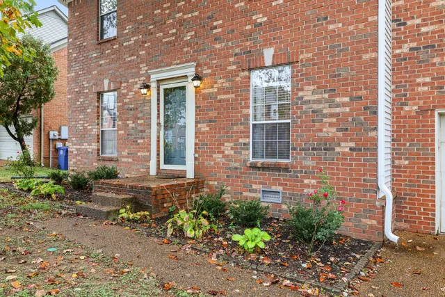 $665,000 | 617 Independence Drive East, Franklin, TN 37067