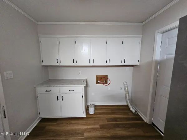 $2,000 | 827 Briarfield Road, Jackson, MS 39211