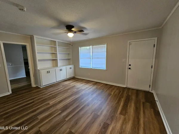 $2,000 | 827 Briarfield Road, Jackson, MS 39211