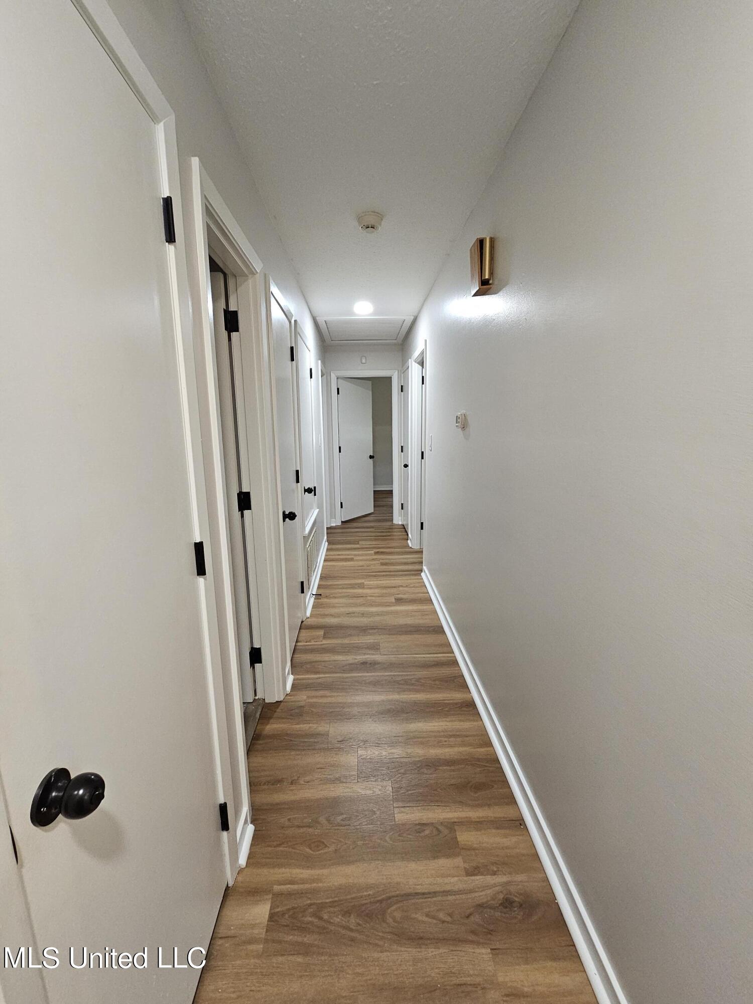 827 Briarfield Road Jackson, MS 39211 - Photo 10 of 11 20240729_162814