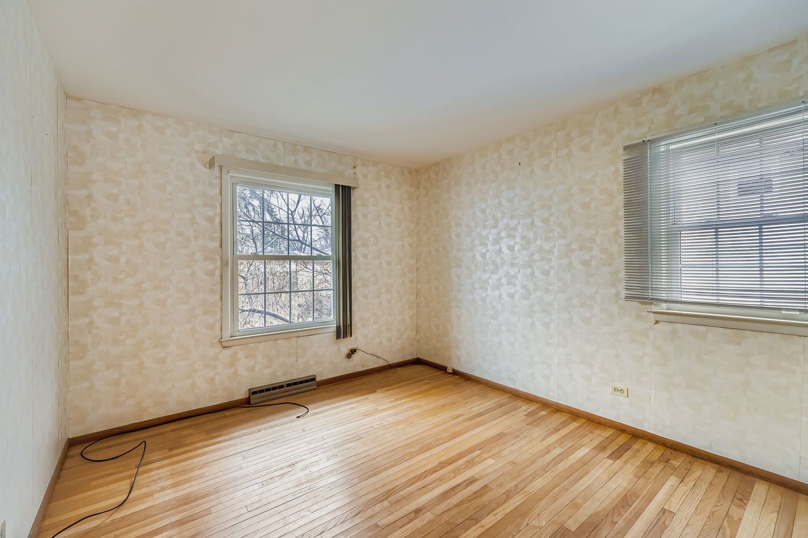 2107 Kirchoff Road Rolling Meadows, IL 60008 - Photo 11 of 28