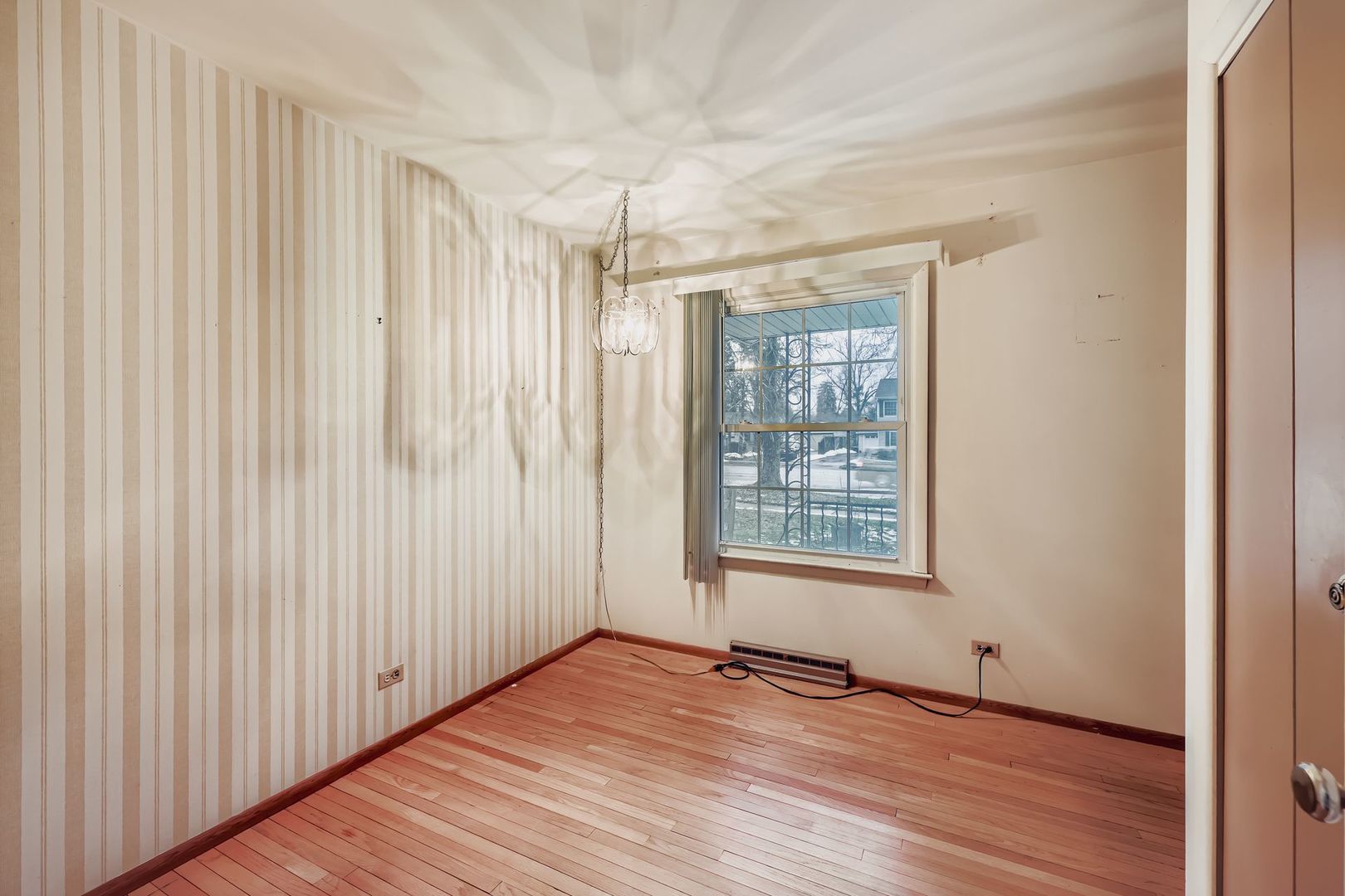 2107 Kirchoff Road Rolling Meadows, IL 60008 - Photo 15 of 28