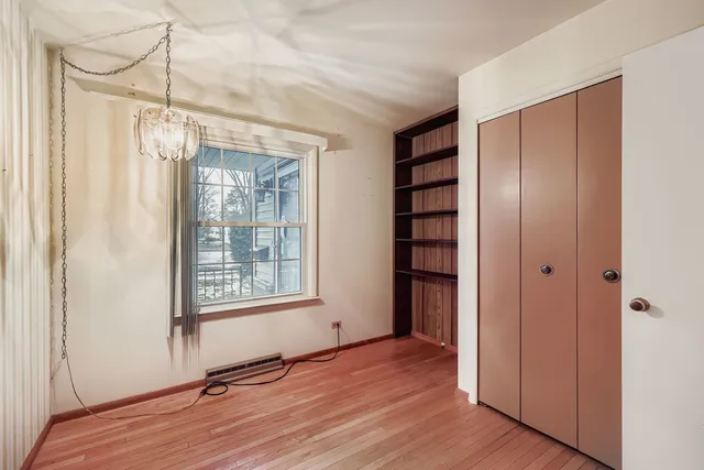 $309,900 | 2107 Kirchoff Road, Rolling Meadows, IL 60008