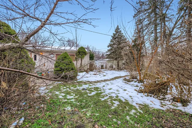 $309,900 | 2107 Kirchoff Road, Rolling Meadows, IL 60008