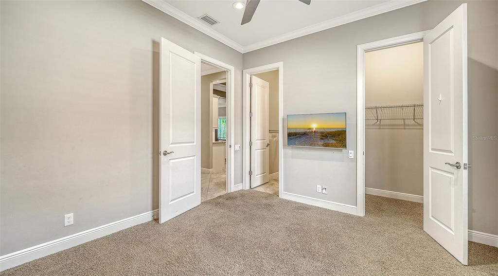 318 Ragdoll Run Bradenton, FL 34212 - Photo 32 of 87 an empty room and a bathroom