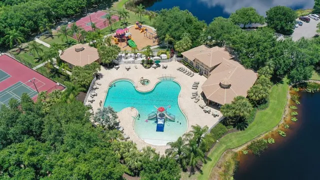 $975,000 | 318 Ragdoll Run, Bradenton, FL 34212