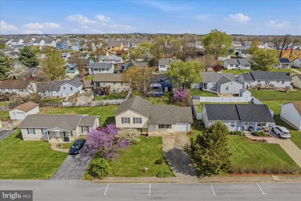 $299,900 | 165 Beauregard Boulevard, Charles Town, WV 25414