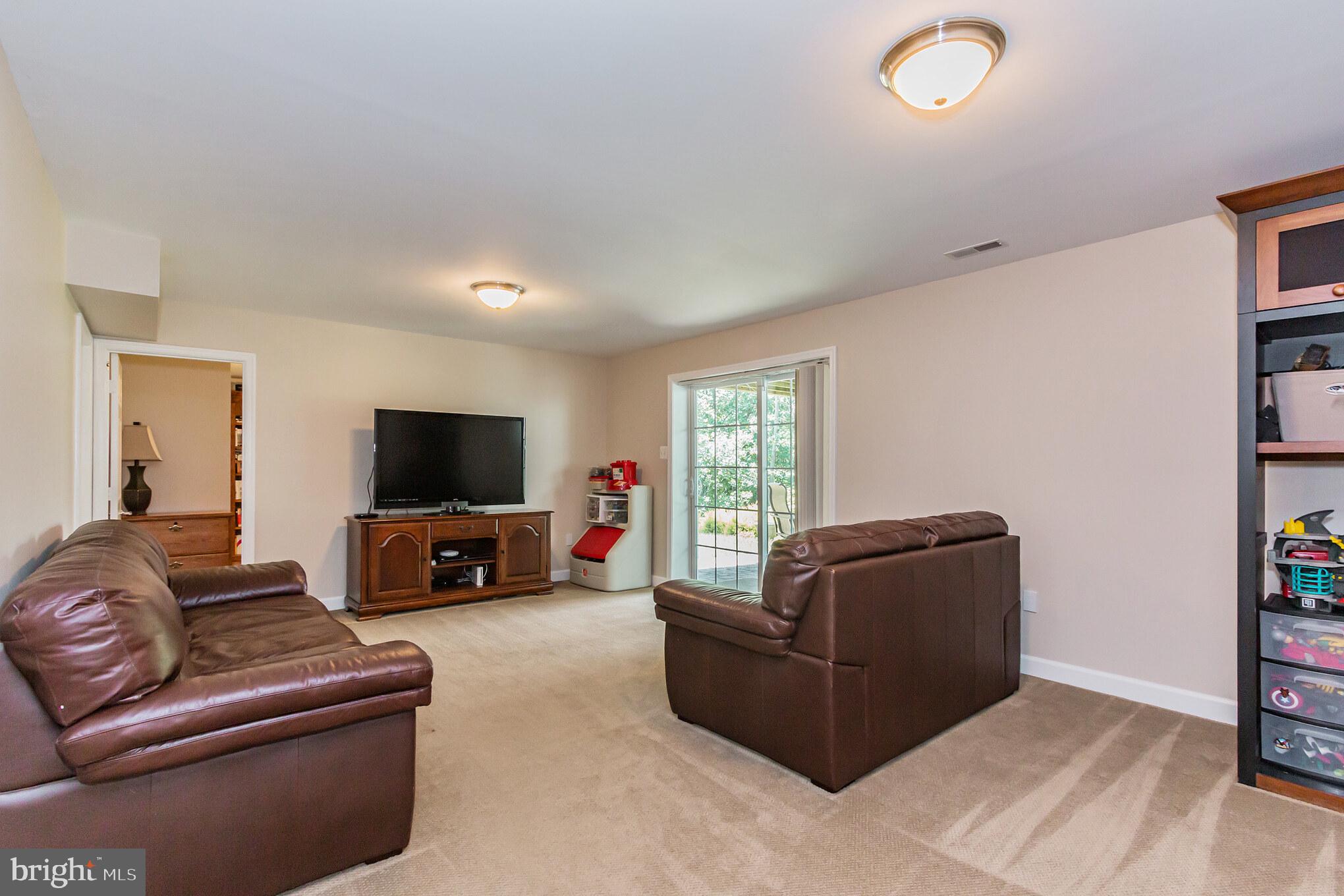 1103 Longbow Road Mount Airy, MD 21771 - Photo 22 of 35 Gallery Image 22