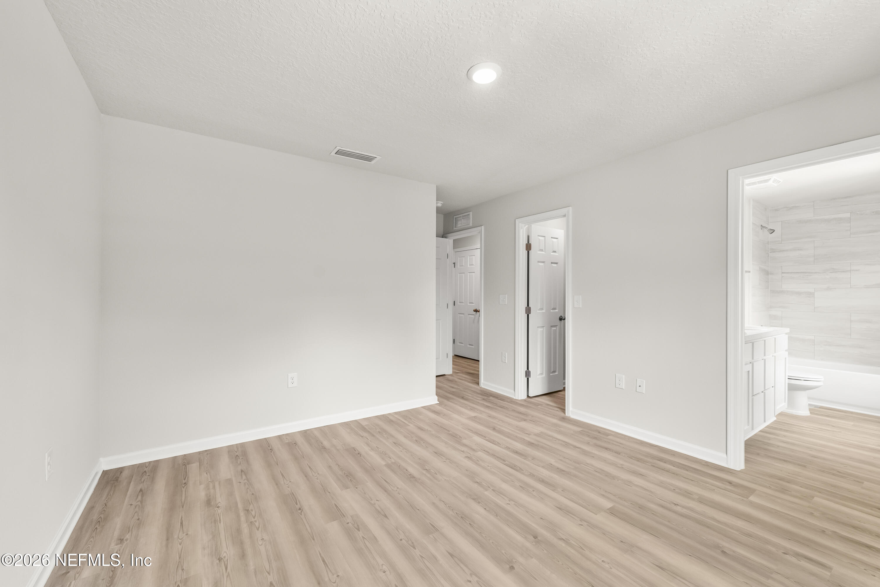4296 Gilbert Street Jacksonville, FL 32207 - Photo 25 of 30 Primary Bedroom
