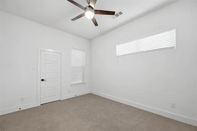 $2,800 | 2610 Kimsey Drive, Unit 201, Dallas, TX 75235