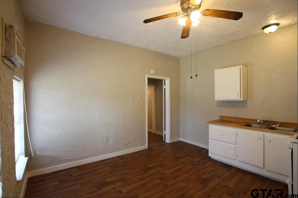 1010 Bennett Avenue, Unit D Tyler, TX 75701 - Photo 3 of 10