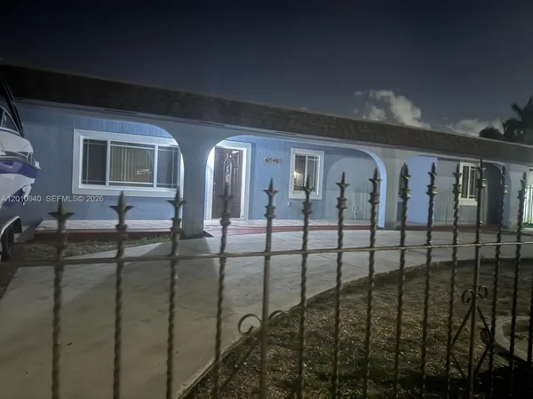 $4,000 | 19301 Northwest 50th Avenue, Miami Gardens, FL 33055