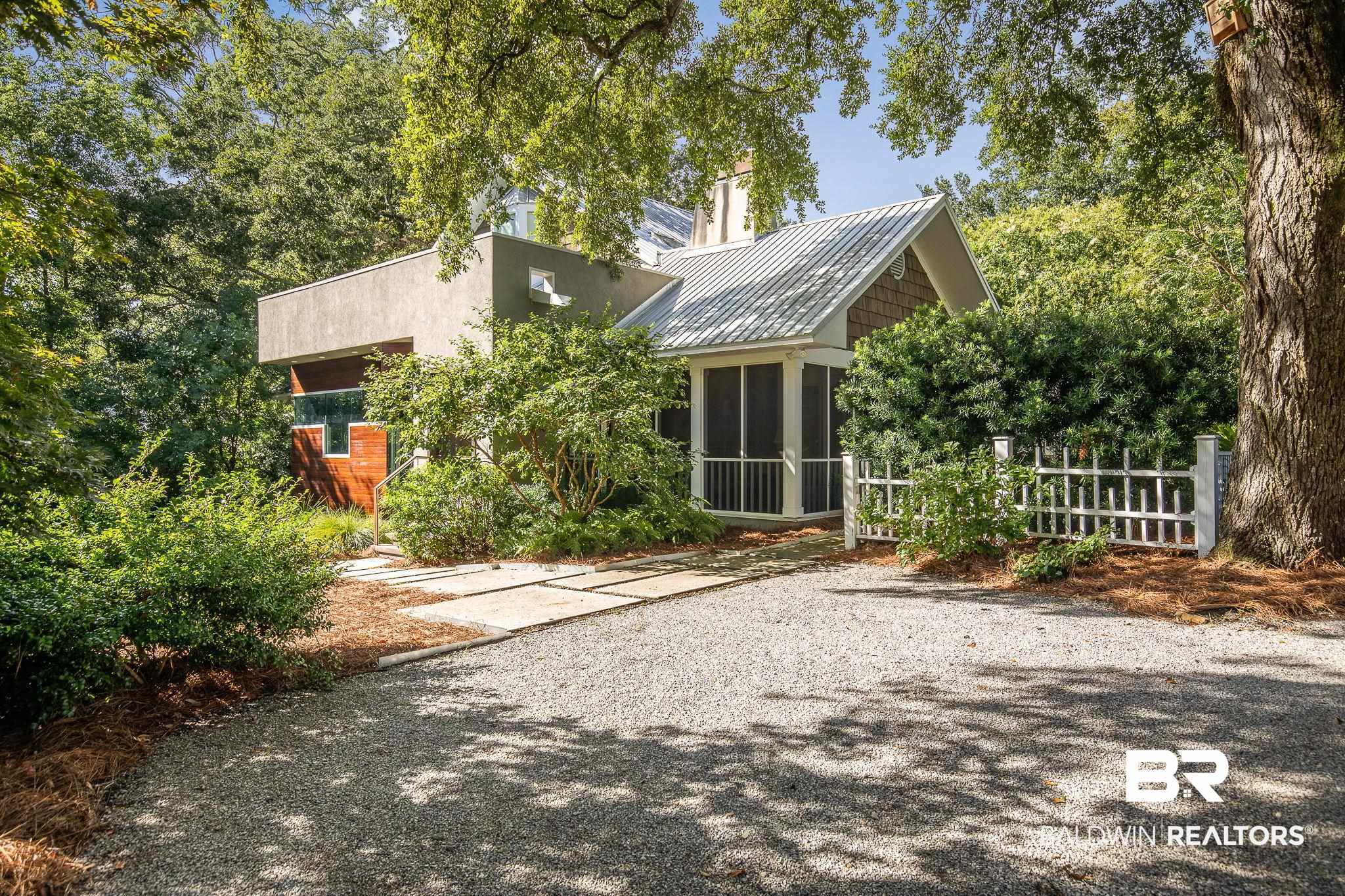 211 Pier Avenue Fairhope, AL 36532 - Photo 2 of 49