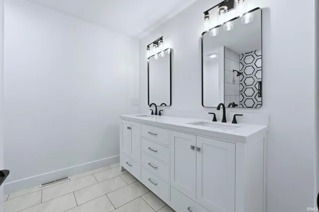 $384,900 | 6735 Quail Ridge Lane, Fort Wayne, IN 46804