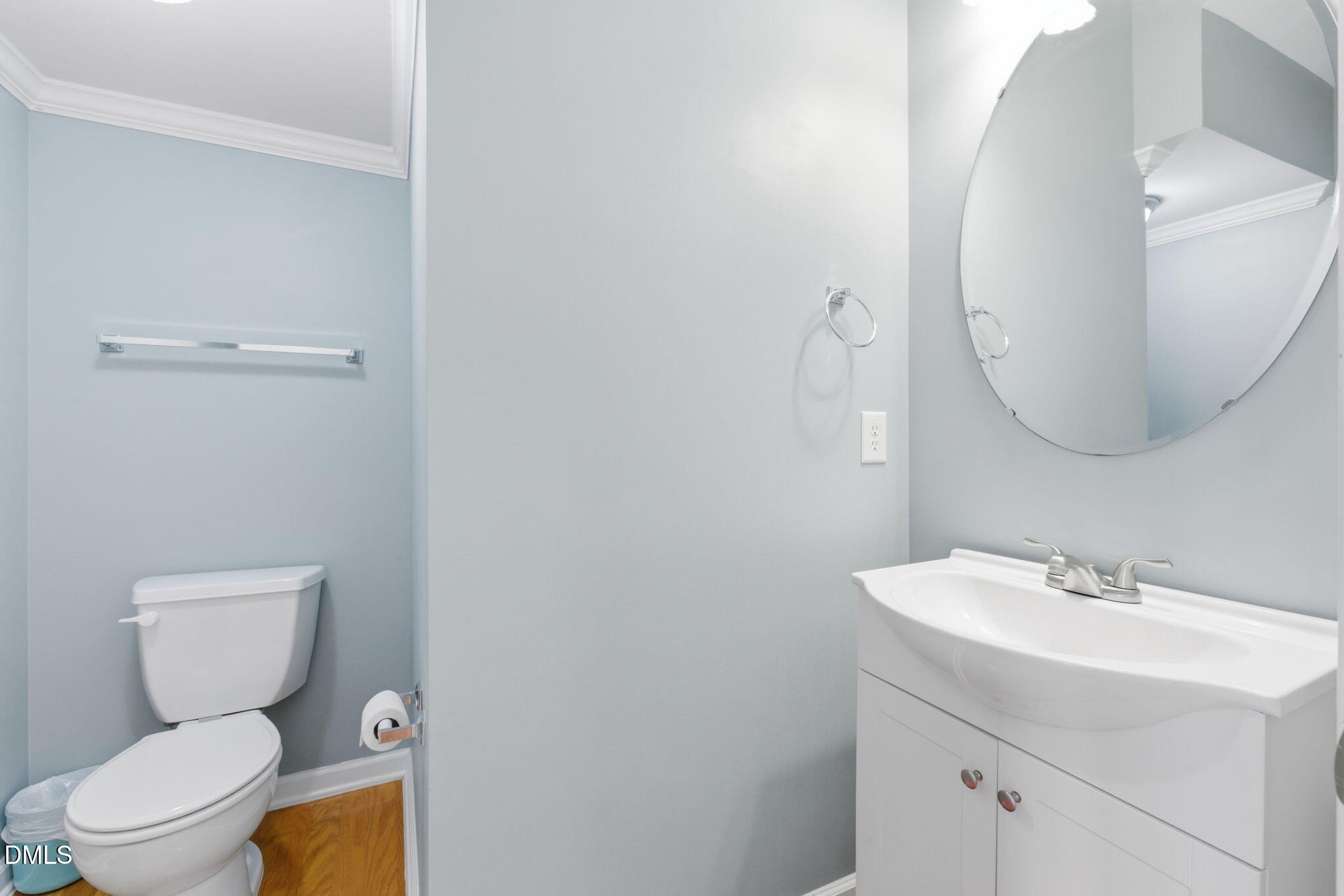5003 Celtic Court Raleigh, NC 27612 - Photo 21 of 45 a bathroom with a toilet a sink and mirror
