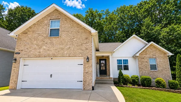 $399,900 | 191 Fieldstone Lane, Springfield, TN 37172