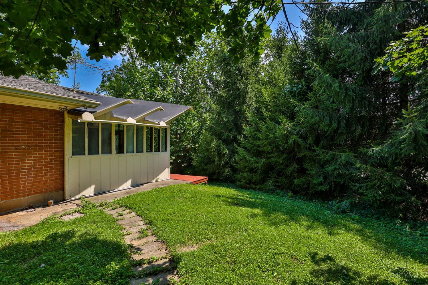 6410 Daly Road Cincinnati, OH 45224 - Photo 45 of 82 Gallery Image 45