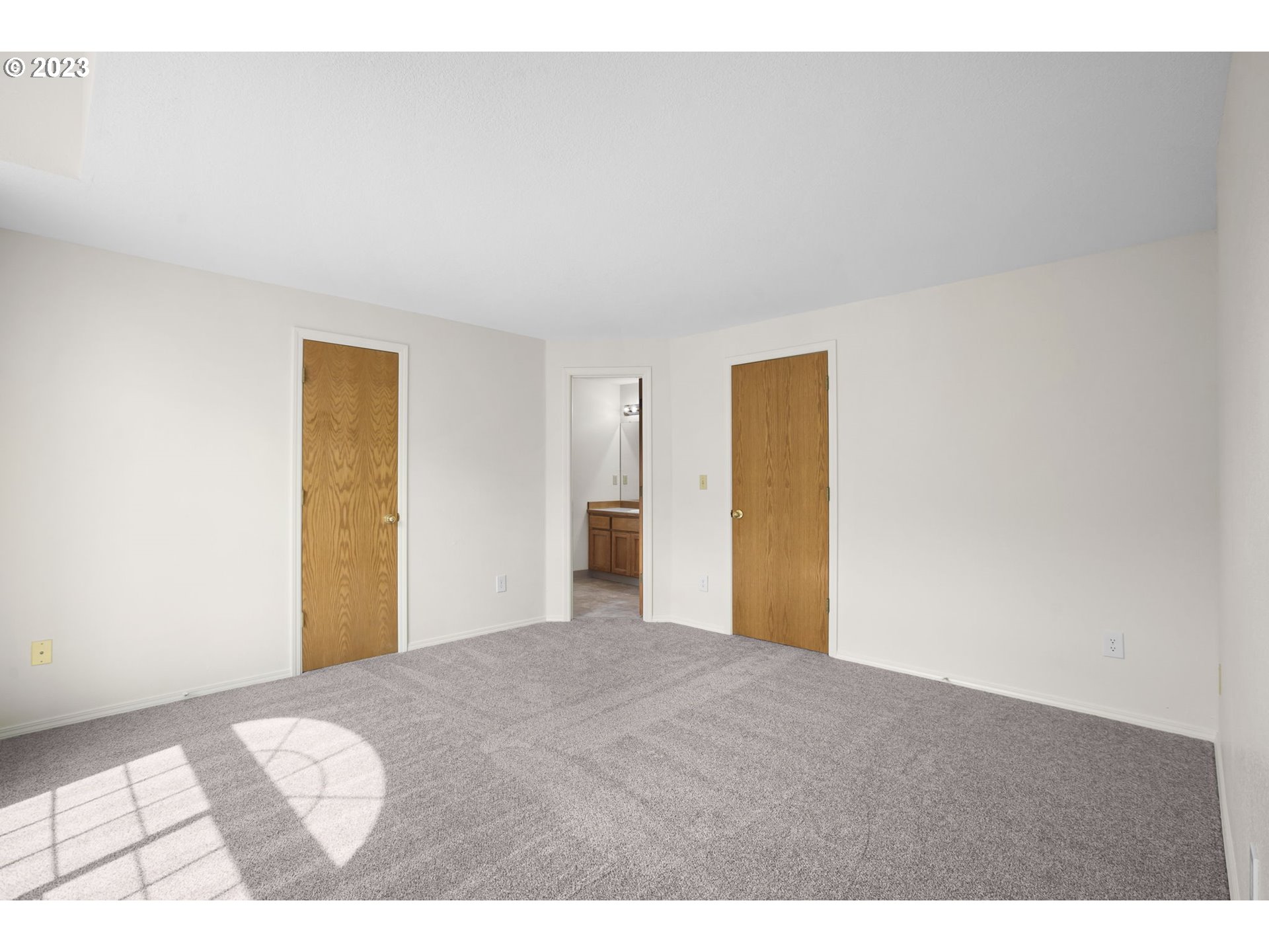 803 Southwest 4th Street Gresham, OR 97080 - Photo 20 of 42 a view of a bedroom