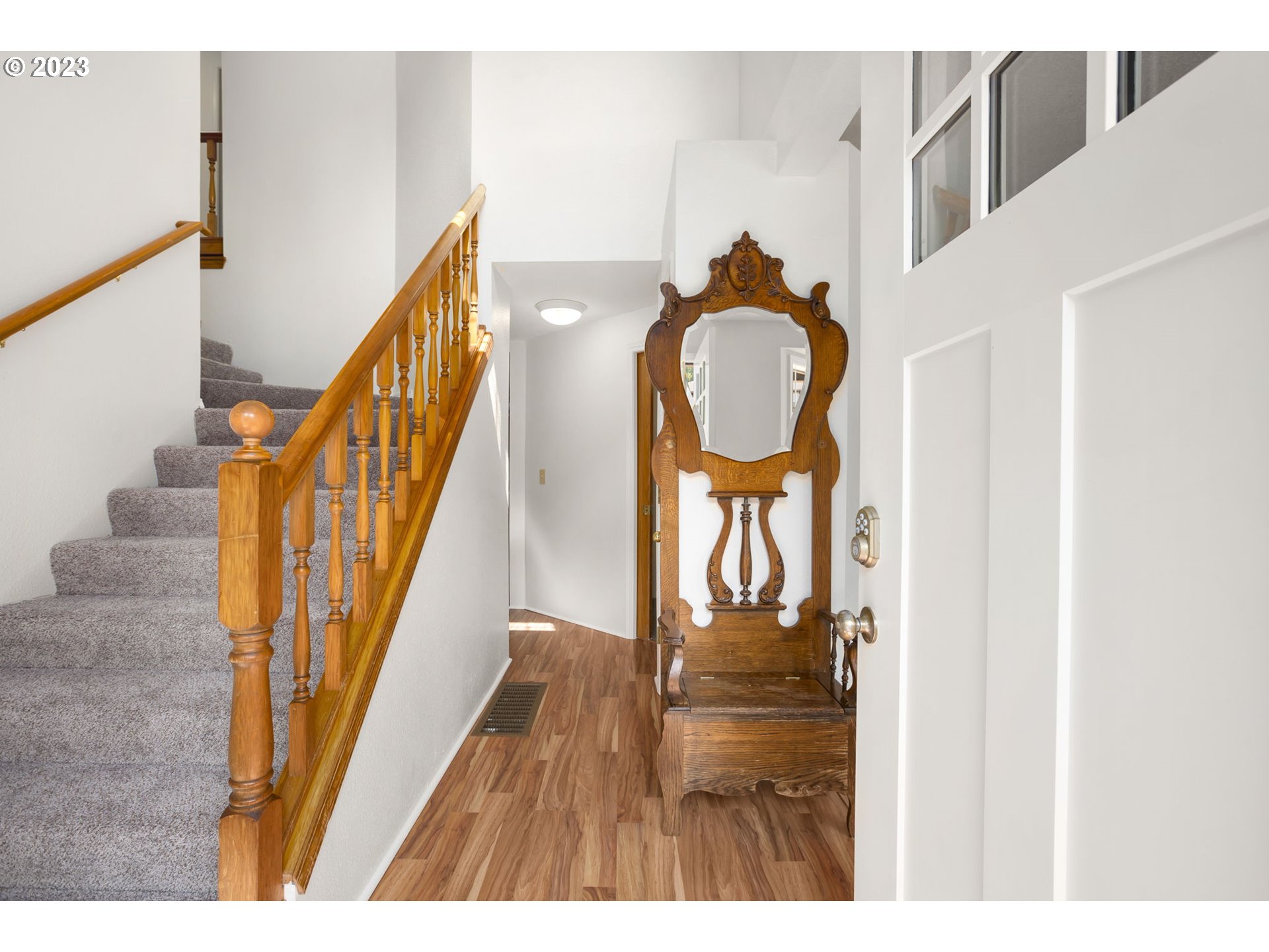 803 Southwest 4th Street Gresham, OR 97080 - Photo 4 of 42 a view of a entryway