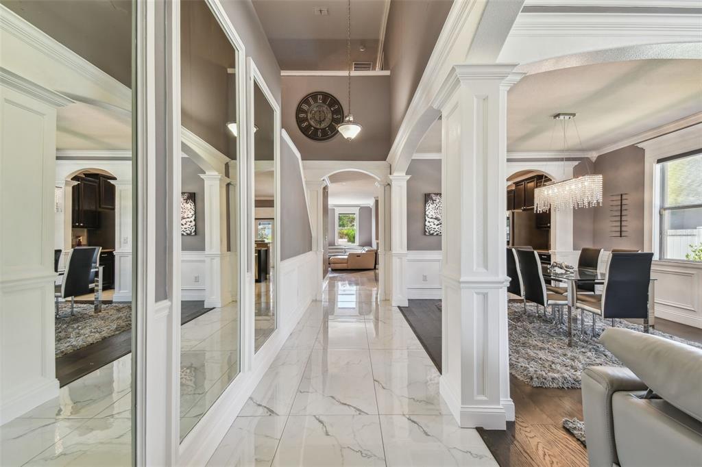 1314 Oak Pond Street Ruskin, FL 33570 - Photo 5 of 63