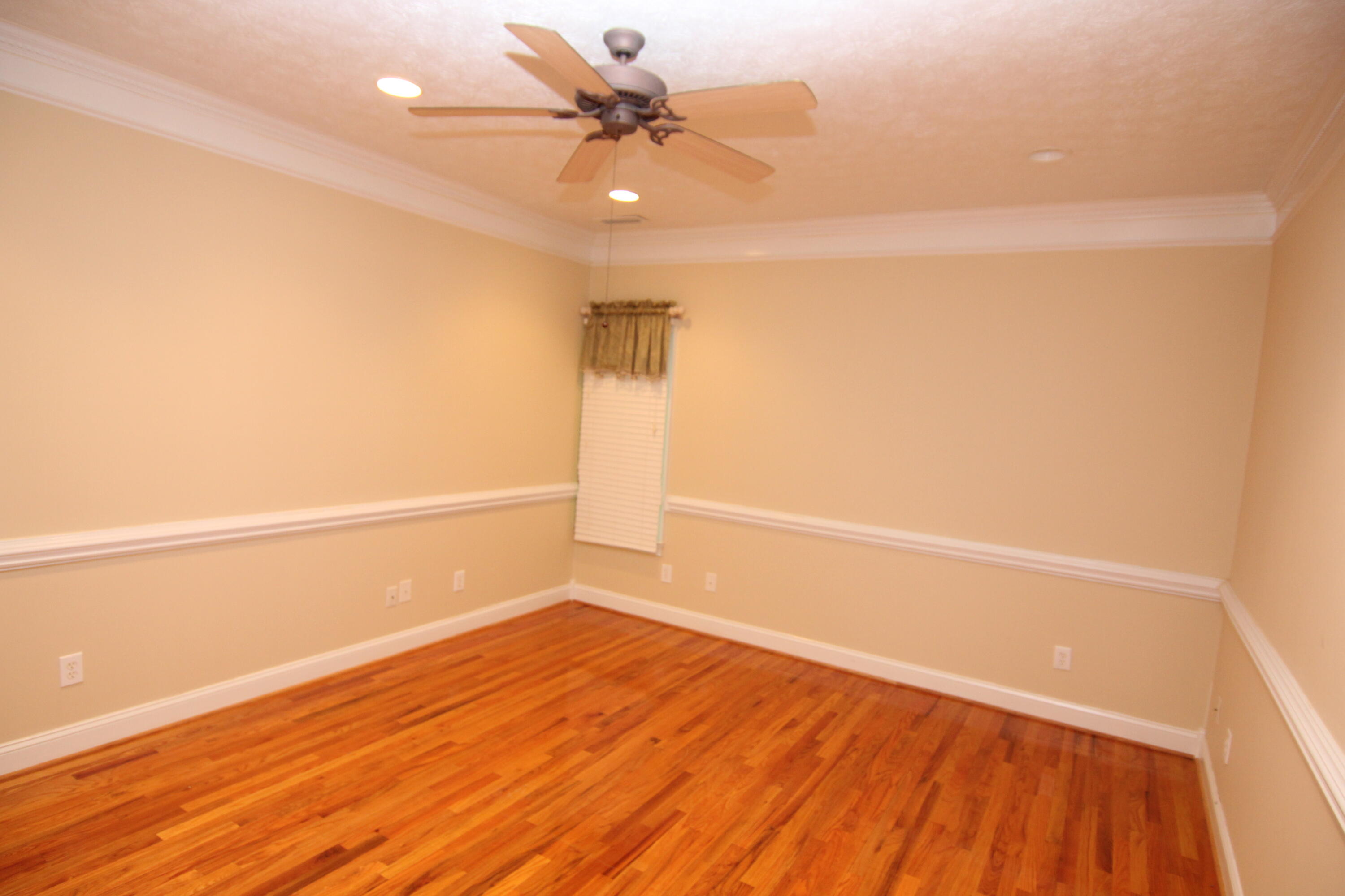 300 Williams Lane Butler, TN 37640 - Photo 16 of 45 IMG_0803