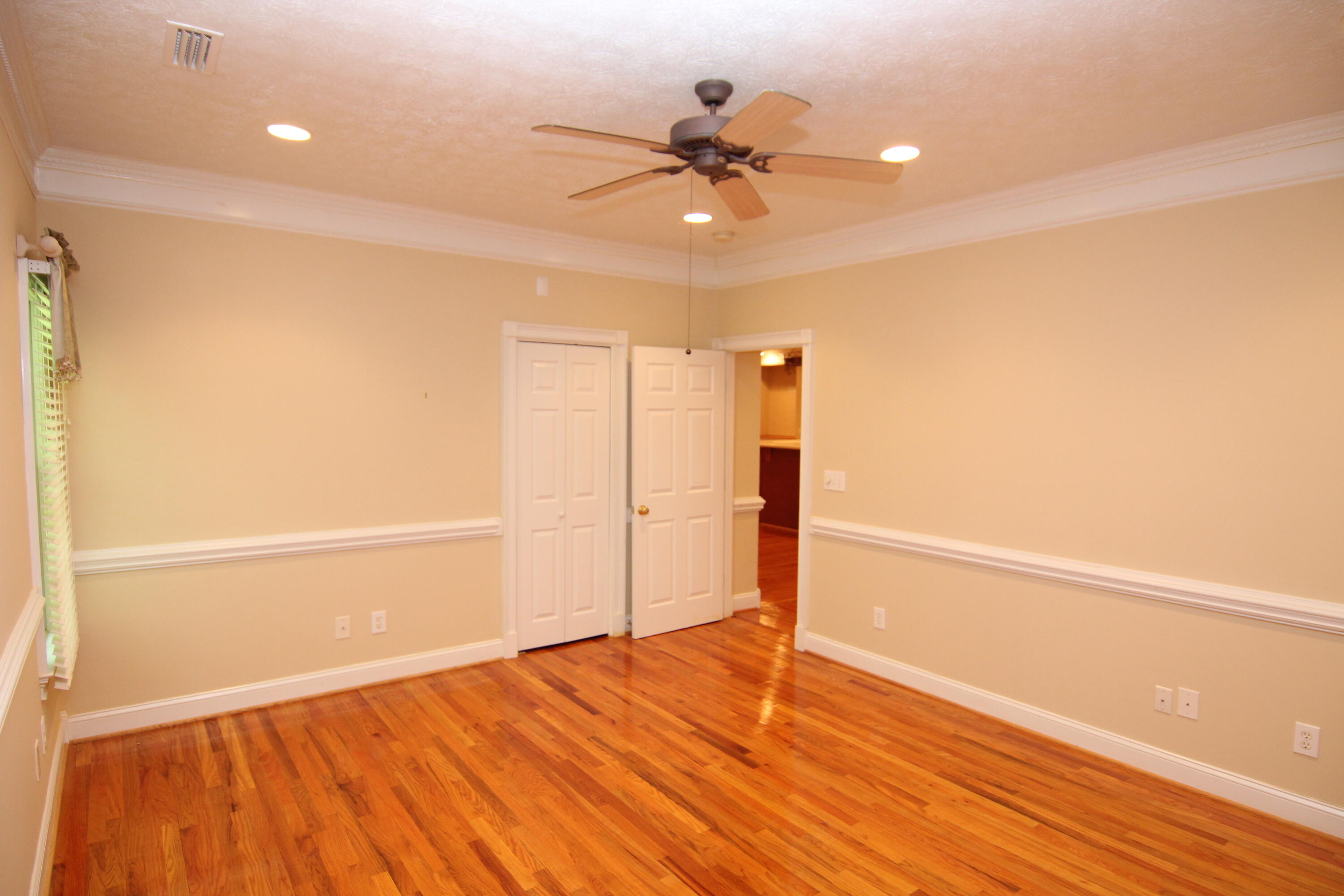 300 Williams Lane Butler, TN 37640 - Photo 17 of 45 IMG_0804