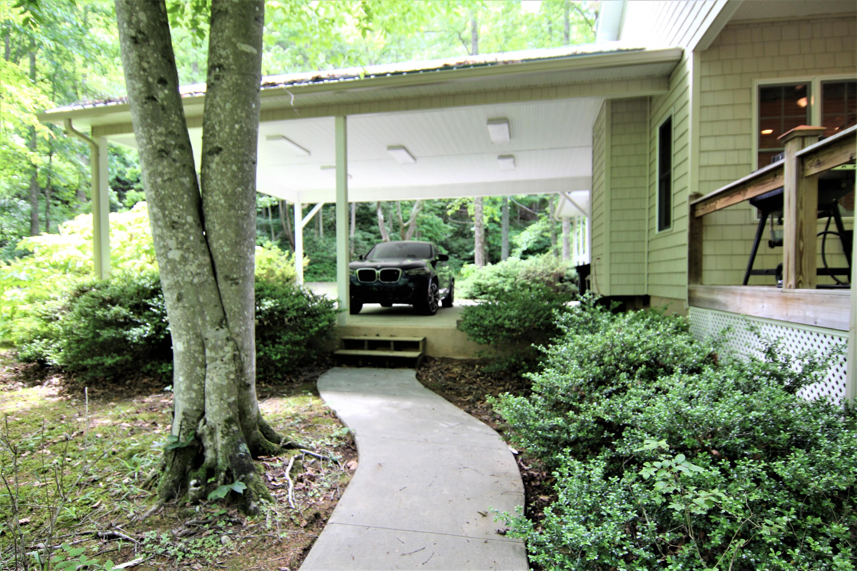 300 Williams Lane Butler, TN 37640 - Photo 40 of 45 IMG_0864 (2)