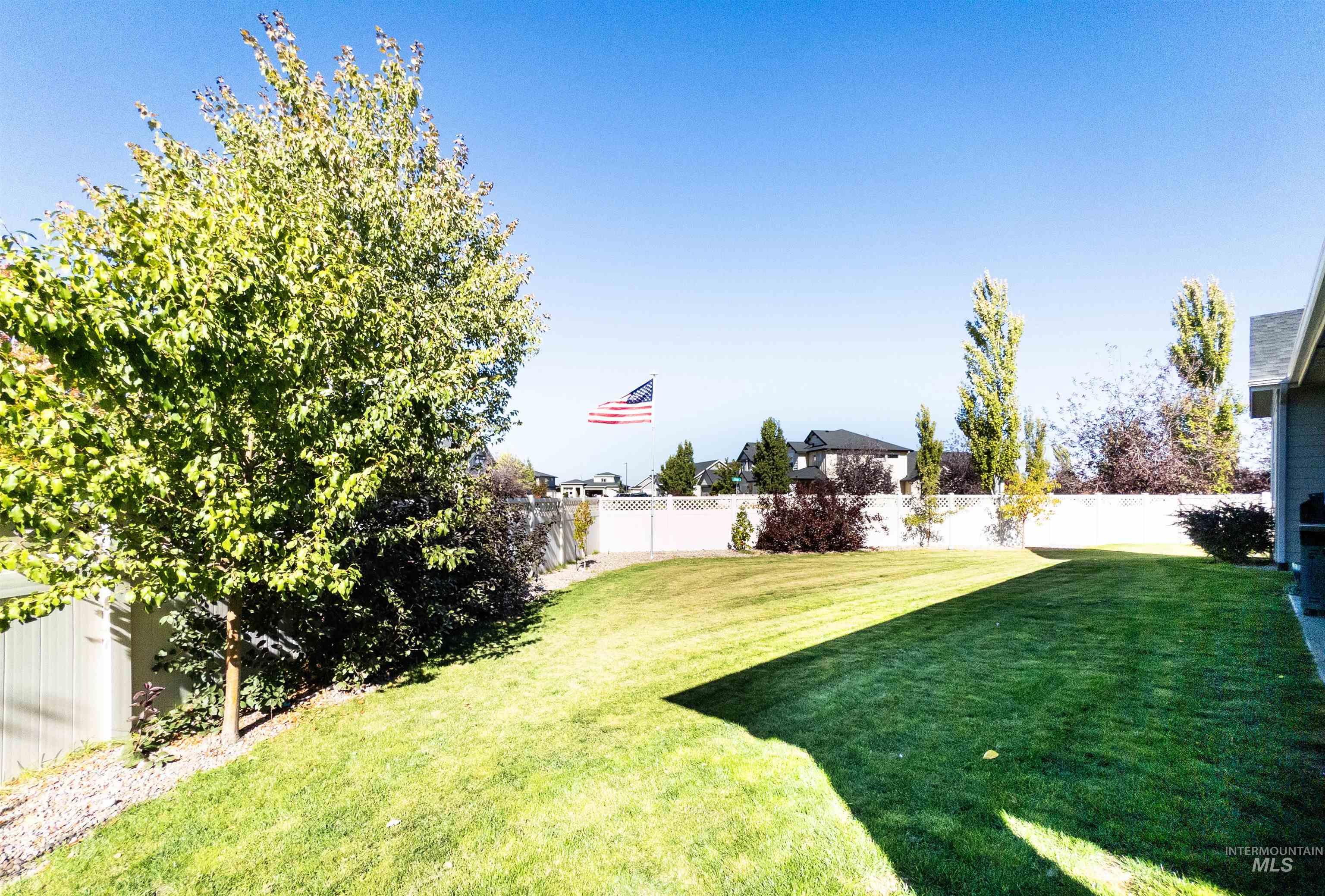 4577 North Comiso Place Meridian, ID 83646 - Photo 42 of 47 View of fenced backyard