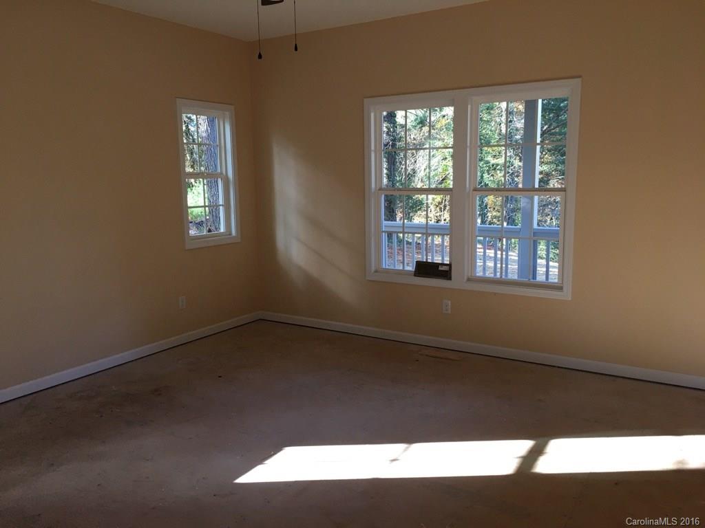 76 North Pointe Road Sylva, NC 28779 - Photo 14 of 20 Gallery Image 14
