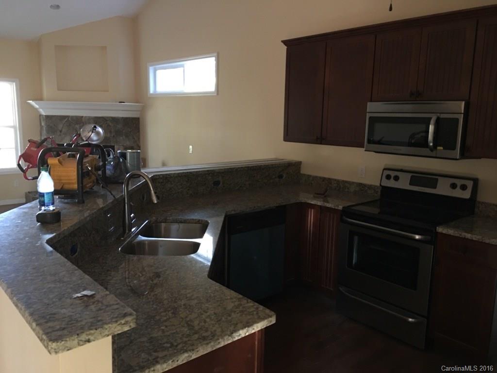 76 North Pointe Road Sylva, NC 28779 - Photo 7 of 20 Gallery Image 7