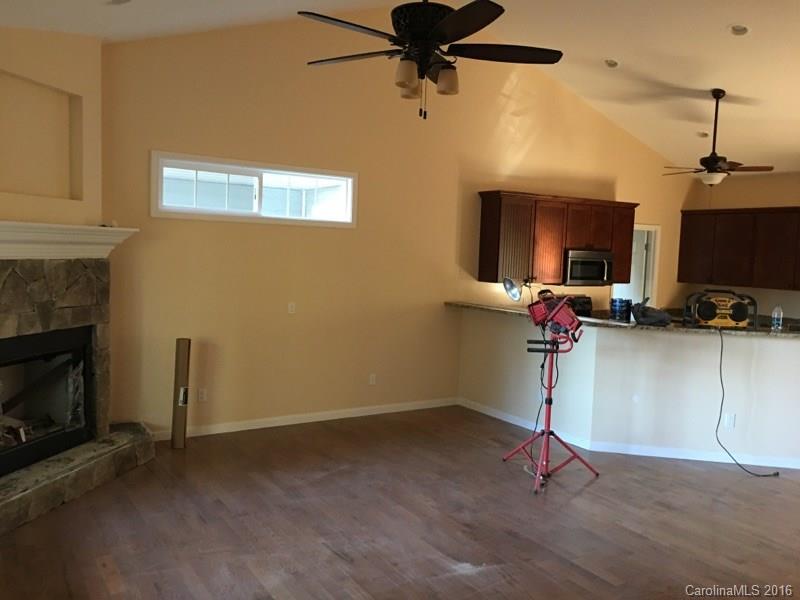 76 North Pointe Road Sylva, NC 28779 - Photo 9 of 20 Gallery Image 9